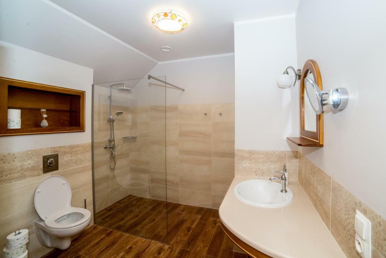 Apartamenty Romanowka Raszow Buitenkant foto